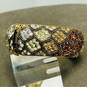 🛍️Cuff bracelet with a honeycomb pattern and amber-colored rhinestones